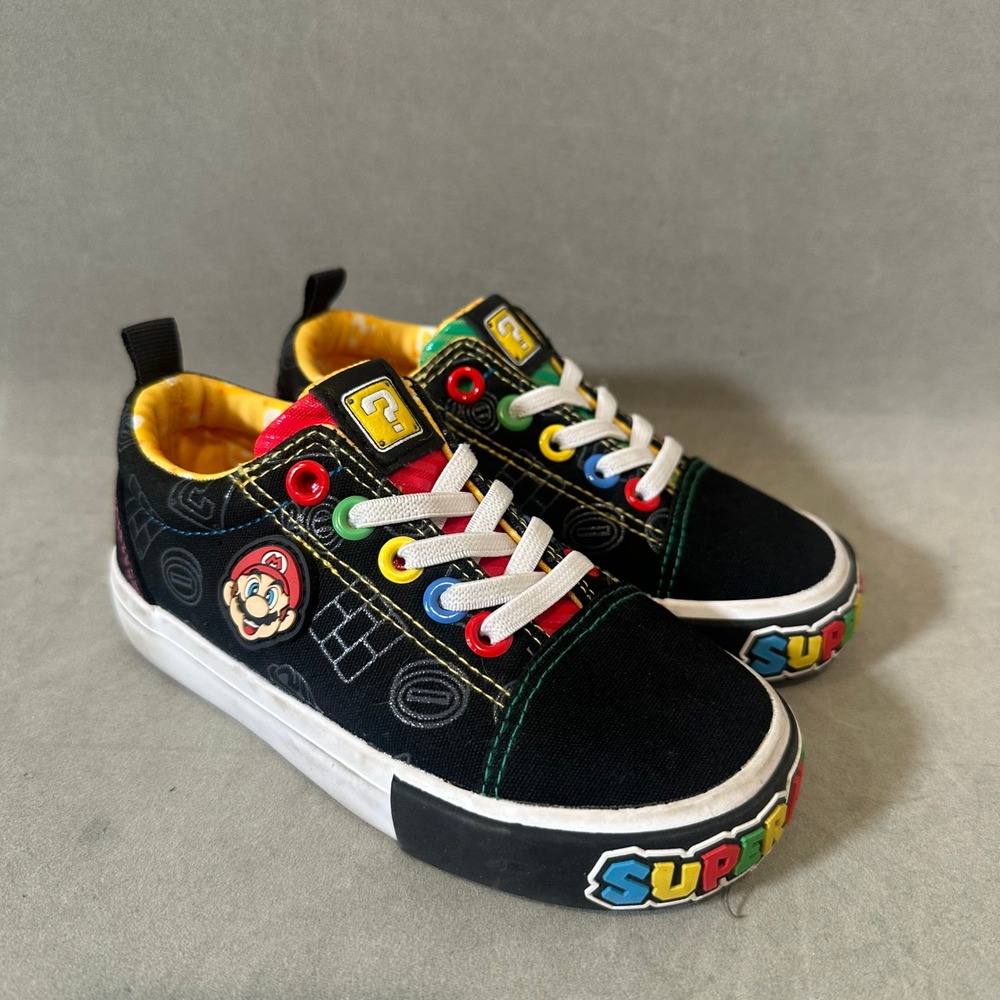 Ground Up Nintendo Super Mario Luigi Black Canvas Sneakers Boys Size 10